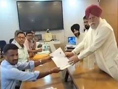 
      
      SS Ahluwalia files nomination as BJP candidate
      
      