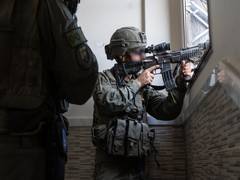 
      
      Israeli aircraft strike more than 30 Hamas targets
      
      