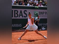 
      
      Madrid Open: Sorribes Tormo fends off Svitolina's challenge
      
      