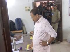 
      
      Lok Sabha elections: Union Minister V Muraleedharan casts vote in
      
      