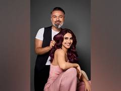 
      
      Streax Professional Unveils Ad for Argan Secrets Hair Colour
      
      