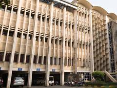 
      
      10X GMP facility at IIT Bombay pioneers medical breakthroughs 
      
      