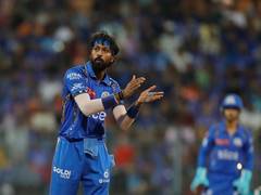 
      
      IPL: MI skipper Hardik wins toss, opts to field first against DC
      
      