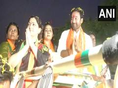 
      
      BJP leaders Khushbu Sundar, Kishan Reddy hold roadshow
      
      