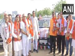
      
      Lok Sabha elections: NRIs hold car rally from Ahmedabad to Surat
      
      