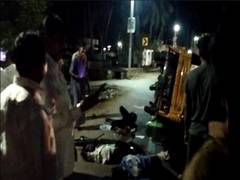 
      
      Andhra Pradesh: 4 killed, 4 injured in lorry-auto collision
      
      