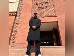 
      
      Rapper Badshah visits new Parliament building
      
      