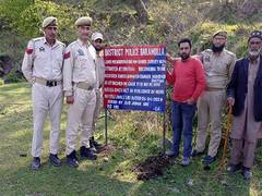 
      
      J-K: Police attach properties of Pakistan-based terror handler
      
      