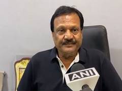 
      
      In Indore, Congress urges voters to press NOTA
      
      