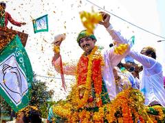 
      
      BJD’s Manmath Routhray holds Bullock cart roadshow in Bhubaneswar
      
      