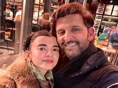 
      
      Hrithik sends shoutout to Saba as her film 'Minimum' premieres
      
      