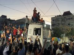 
      
      Hamas accepts proposal on Israeli withdrawal from Gaza
      
      