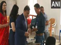 
      
      LS elections 2024: Himanta Biswa Sarma casts his vote in Barpeta
      
      
