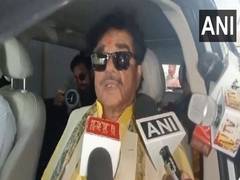
      
      WB: Shatrughan Sinha to take on BJP's S Ahluwalia from Asansol
      
      