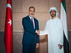 
      
      UAE FM, Turkish FM discuss strengthening bilateral relations 
      
      