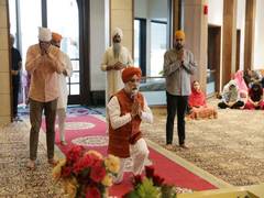 
      
      Ex-diplomat Taranjit Sandhu files nomination from Amritsar
      
      