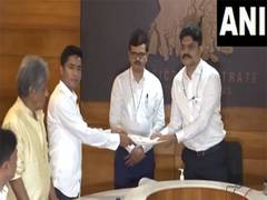 
      
      TMC's Abhishek Banerjee files nomination from Diamond Harbour
      
      
