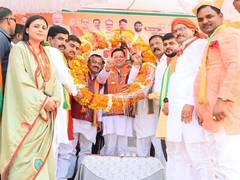 
      
      Uttrakhand CM Dhami participates in Yuva Sammelan program in UP
      
      
