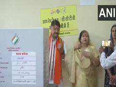 
      
      MP Minister Kailash Vijayvargiya casts vote with family in Indore
      
      