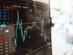 
      
      Indian markets rebound, Nifty-Sensex gained at closing
      
      