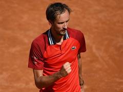 
      
      Italian Open: Medvedev survives Medjedovic scare, seals R16 spot
      
      