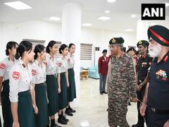 
      
      Lt Gen MK Katiyar visits new facilities at Army Hospital
      
      