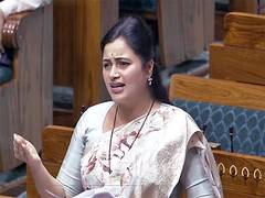 
      
      Servant steals Rs 2 lakh from BJP MP Navneet Rana’s residence
      
      