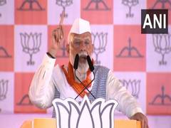 
      
      PM Modi holds two rallies, one roadshow in Maharashtra
      
      