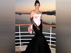 
      
      Kiara Advani dazzles in pink-black corset gown at Cannes
      
      