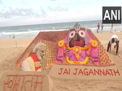 
      
      2,000 earthen lamps spell 'Swagatam' on sand at Puri beach
      
      