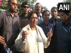 
      
      BSP President Mayawati casts vote in Lucknow
      
      