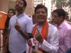 
      
      Piyush Goyal casts vote for 2024 Lok Sabha polls
      
      