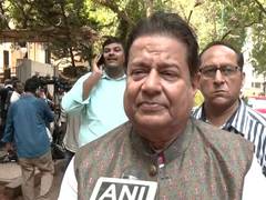 
      
      Anup Jalota casts his vote in Lok Sabha polls
      
      