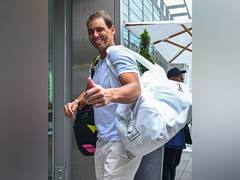
      
      Rafael Nadal all smiles as he gets rousing welcome at main court
      
      