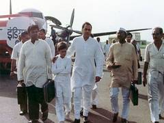 
      
      Rahul Gandhi remembers father on his death anniversary
      
      