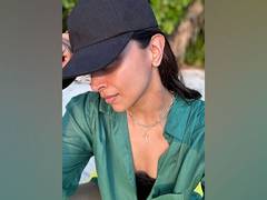 
      
       Deepika  Padukone’s AC struggle in this summer heat is all of us
      
      