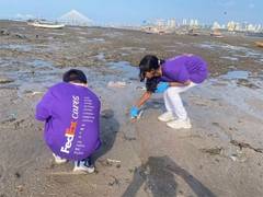 
      
      FedEx Drives Environmental Conservation Efforts
      
      