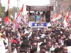 
      
      Congress leader Priyanka Gandhi holds roadshow in Haryana's Sirsa
      
      