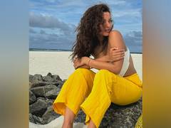 
      
      Triptii Dimri shares glimpses of serene beach retreat
      
      