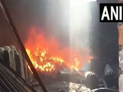 
      
      Fire breaks out at chemical warehouse near hospital in Kanpur
      
      