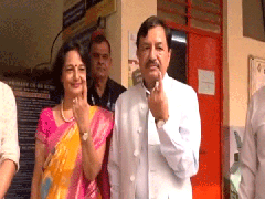 
      
      Former Chief EC Sushil Chandra exercised his voting rights 
      
      