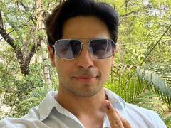
      
      Sidharth flaunts his inked finger as he casts vote in Delhi
      
      