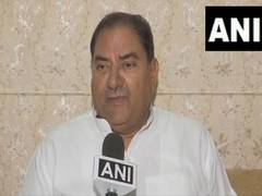 
      
      INLD' Abhay Chautala hits out at Congress, BJP
      
      