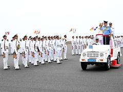 
      
      Kerala: IAF chief reviews Naval Academy passing out parade
      
      