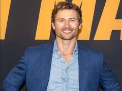 
      
      Glen Powell on ‘Hidden Figures’
      
      