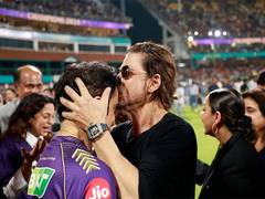 
      
      Shah Rukh Khan embraces Gautam Gambhir after KKR's IPL triumph
      
      
