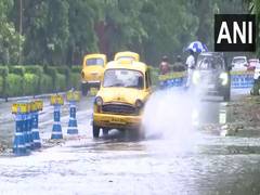 
      
      Indian Coast Guard closely monitors landfall of cyclone Remal
      
      