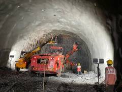 
      
      Intermediate tunnel made to expedite works
      
      