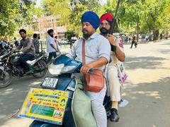 
      
      Babaji Burgerwala campaigns in Ludhiana with scooter
      
      