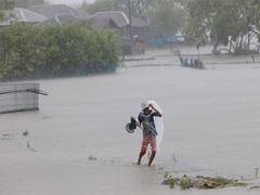 
      
      Bangladesh: 10 people dead due to cyclone Remal 
      
      